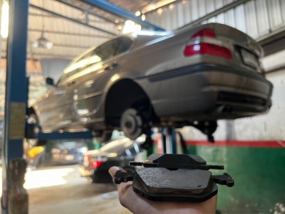 ซ่อมเบรค BMW E46 - อู่ซ่อมรถบีเอ็ม มินิ บางแค